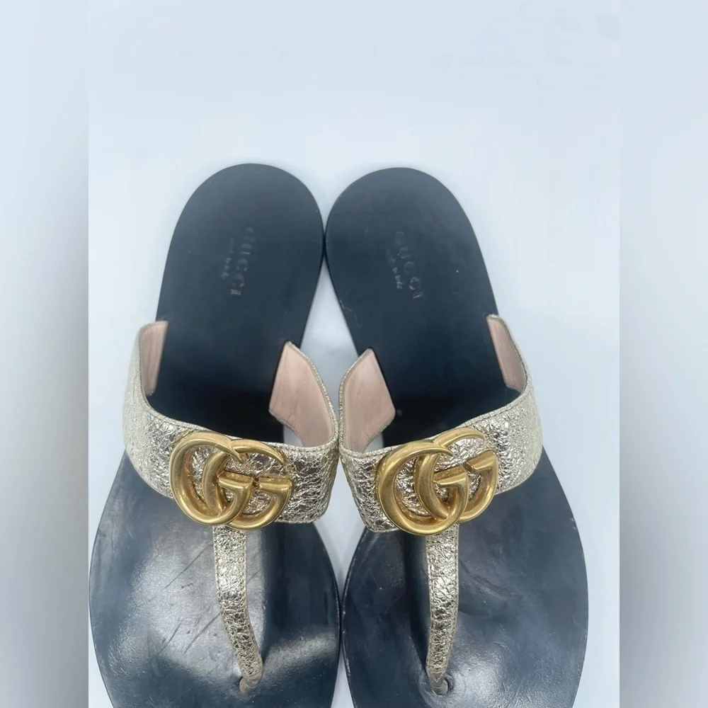 Gucci Metallic Gold leather GG marmont thong sandals flat EU 39.5 - Picture 2 of 12